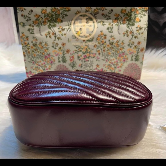 ❌SOLD❌🔥🔥BRANDNEW KIRA CROSSBODY🔥🔥 - Picture 3 of 9